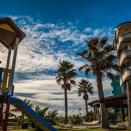 דורס Vila Verde Beach Hotel מראה חיצוני תמונה