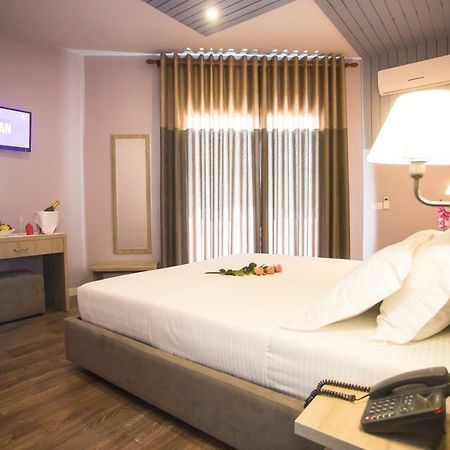 דורס Vila Verde Beach Hotel מראה חיצוני תמונה
