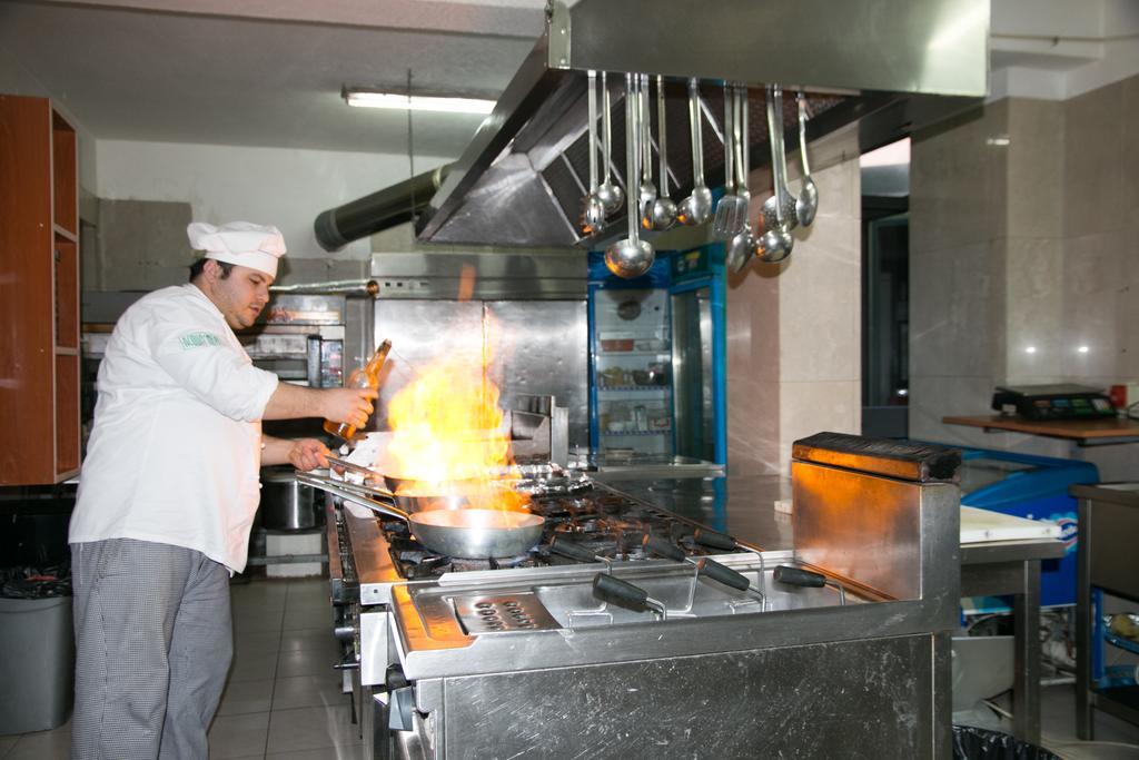 דורס Vila Verde Beach Hotel מראה חיצוני תמונה