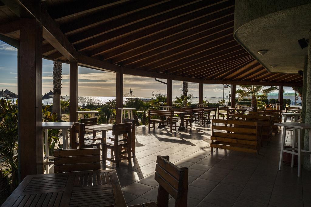 דורס Vila Verde Beach Hotel מראה חיצוני תמונה