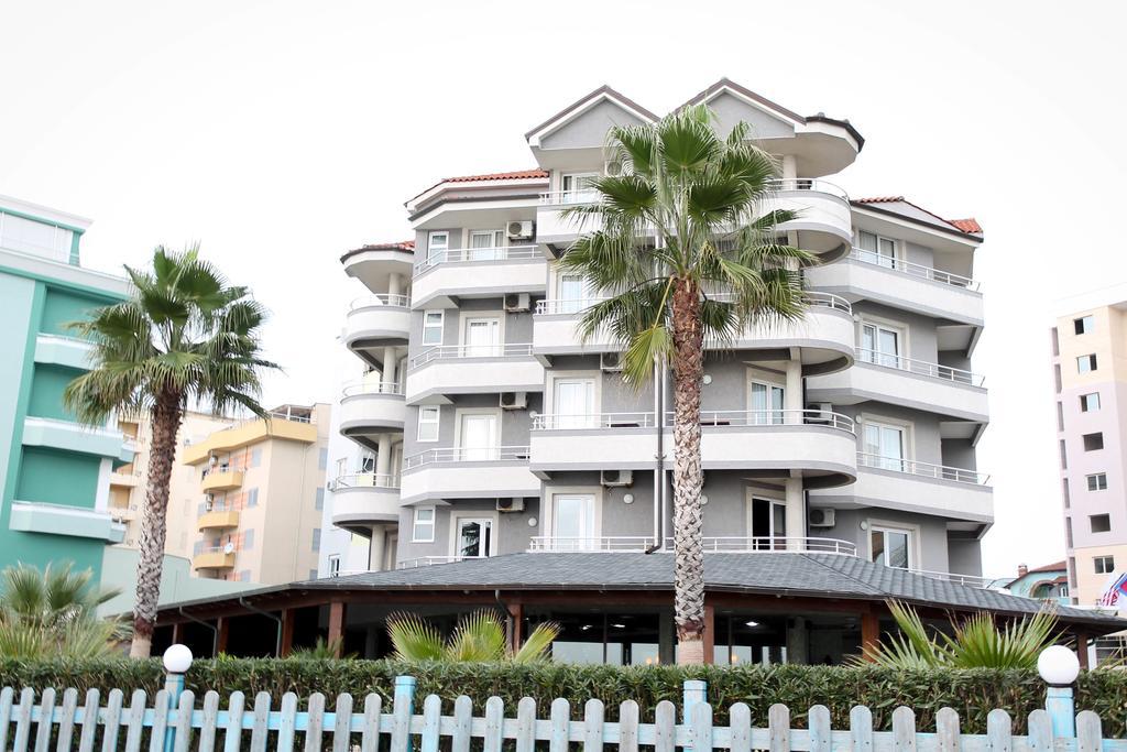 דורס Vila Verde Beach Hotel מראה חיצוני תמונה