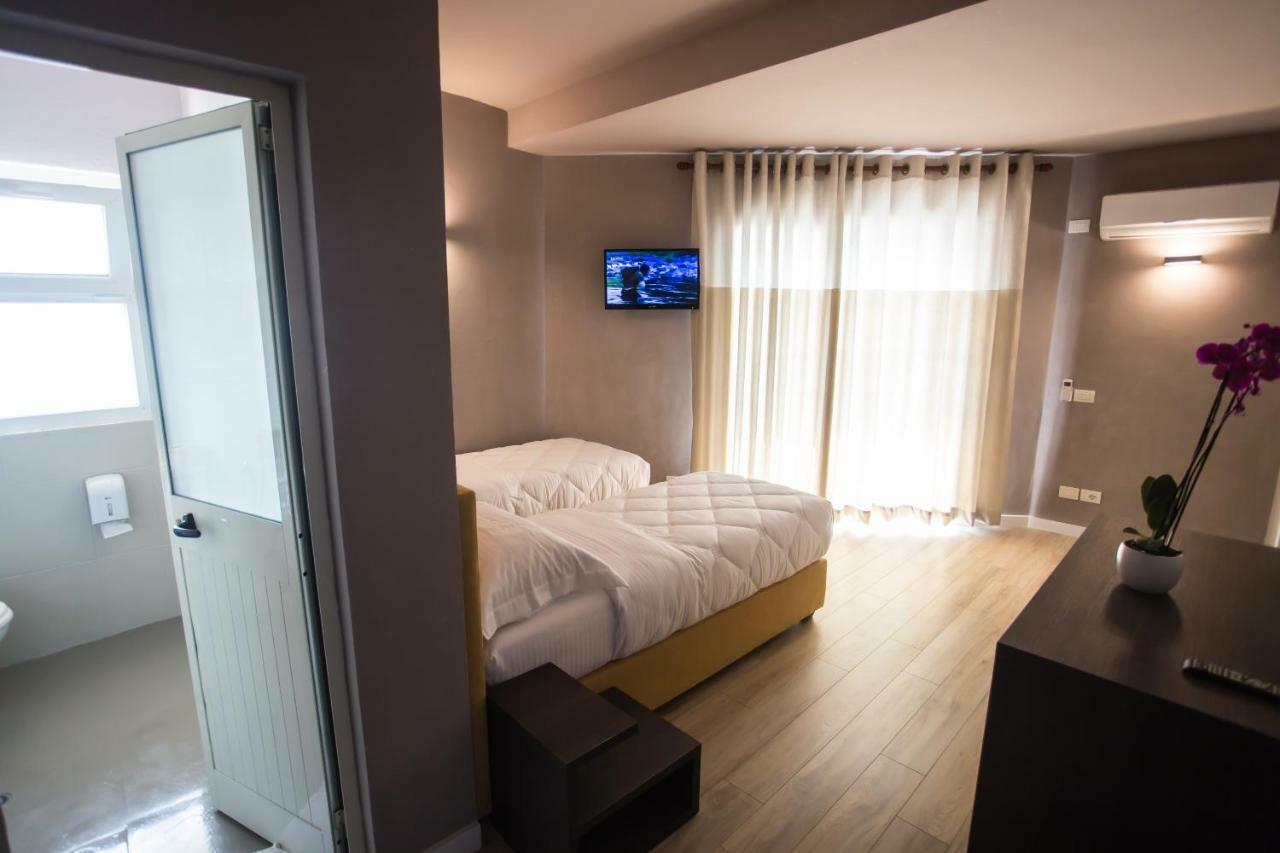 דורס Vila Verde Beach Hotel מראה חיצוני תמונה