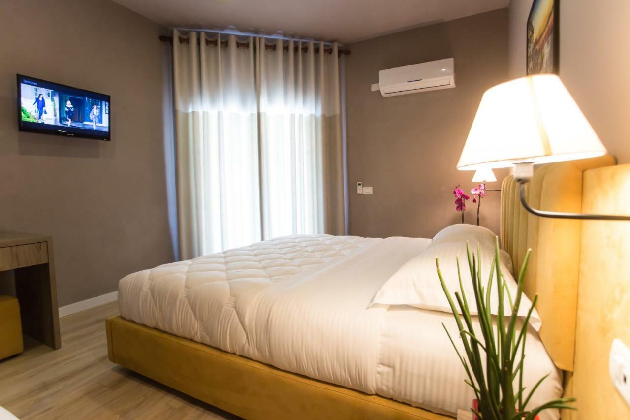 דורס Vila Verde Beach Hotel מראה חיצוני תמונה