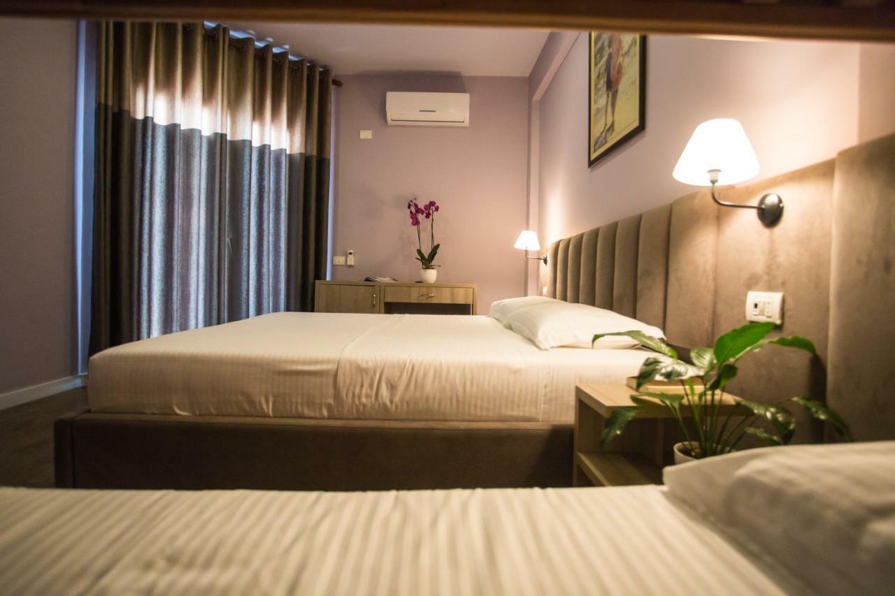 דורס Vila Verde Beach Hotel מראה חיצוני תמונה