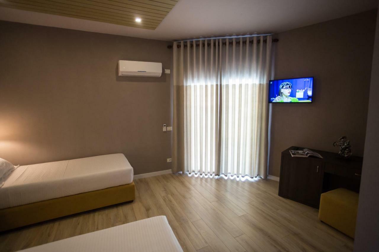 דורס Vila Verde Beach Hotel מראה חיצוני תמונה
