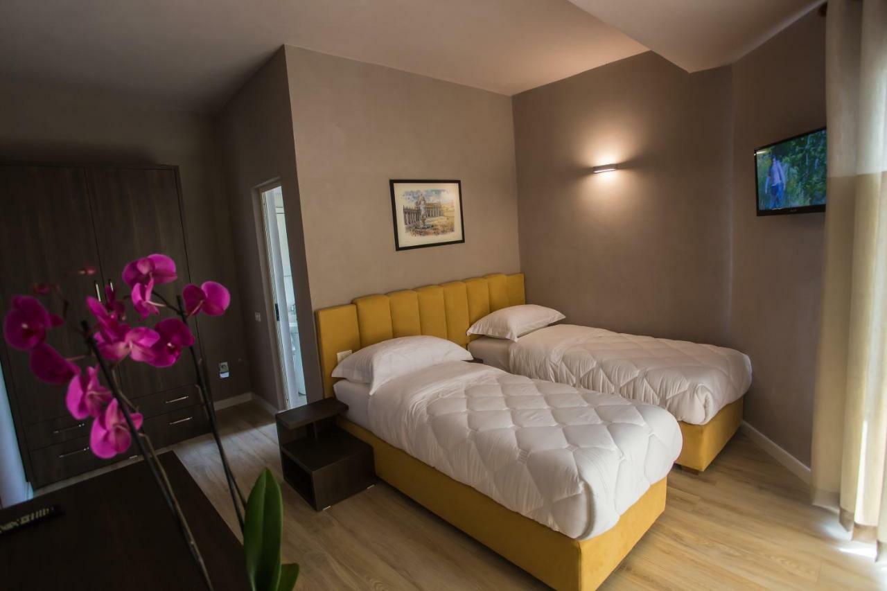 דורס Vila Verde Beach Hotel מראה חיצוני תמונה