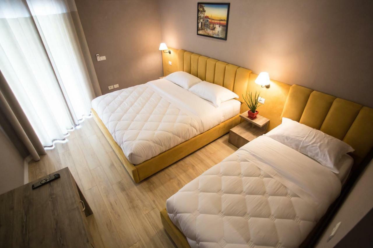 דורס Vila Verde Beach Hotel מראה חיצוני תמונה