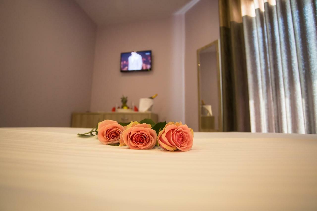 דורס Vila Verde Beach Hotel מראה חיצוני תמונה