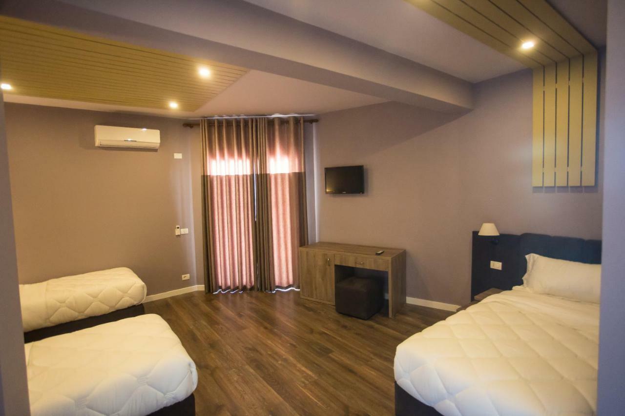 דורס Vila Verde Beach Hotel מראה חיצוני תמונה