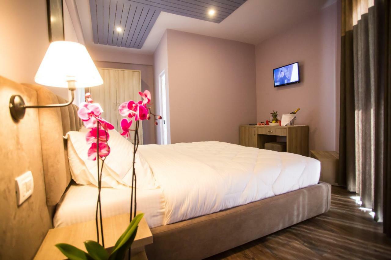 דורס Vila Verde Beach Hotel מראה חיצוני תמונה
