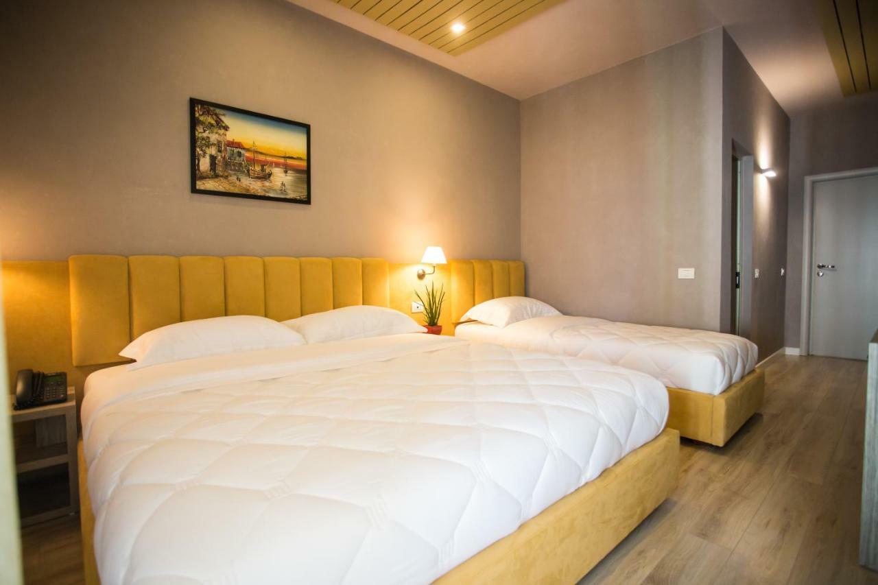 דורס Vila Verde Beach Hotel מראה חיצוני תמונה