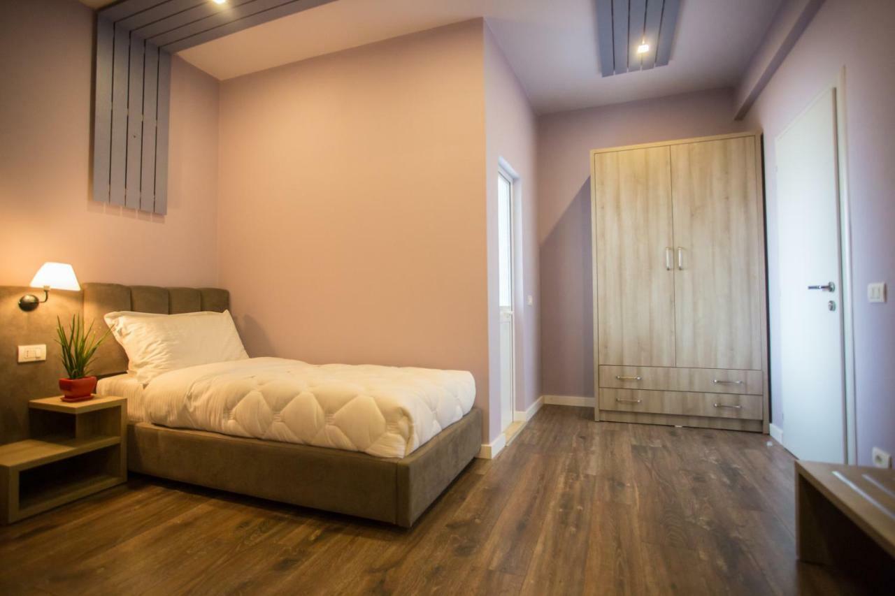 דורס Vila Verde Beach Hotel מראה חיצוני תמונה